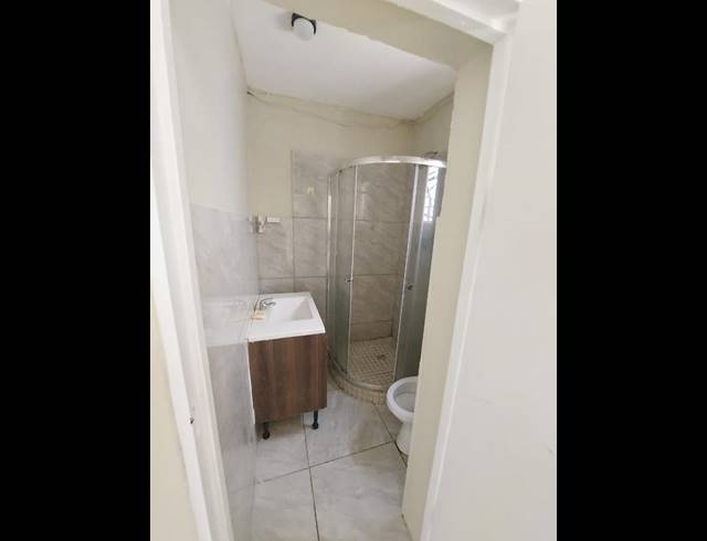 1 BEDROOM PROPERTY TO RENT IN GOODWOOD CENTRAL